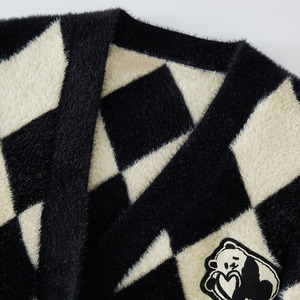 Pull cardigan en gros, prix de gros, cardigan classique à col en V, pull en tricot, pull d'automne et d'hiver pour unisexe, vêtements d'extérieur pour hommes - Product Image 3