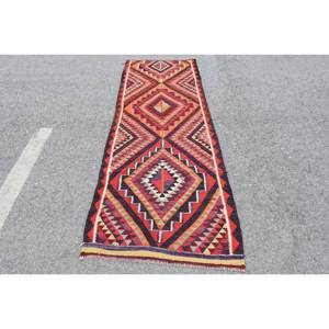 Alfombra de yute Kilim turco Vintage de 3x10 pies, lana de retazos rojo púrpura con respaldo de látex, patrón abstracto para entrada o pasillo - Product Image 1