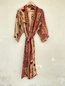 Robe Kimono Sari en soie d'été faite à la main Style de vie quotidienne vintage pour les saisons de printemps et d'automne - Product Image 4