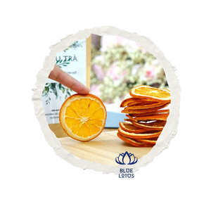 Tranches d'orange séchées naturellement sucrées dans BLUE LOTUS FARM - Product Image 1