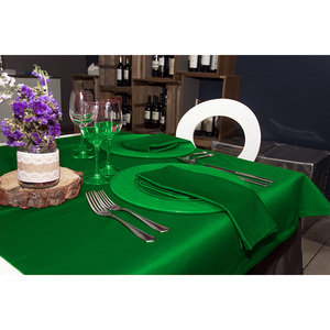 Nappe en tissu satiné bleu 120x120cm 100% polyester B2B - Product Image 1