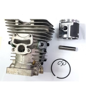 Nouvel ensemble chemise de cylindre et piston compatible Zmc3802 Réf. 918513 pour moteur diesel 4JG2, taille standard - Product Image 1