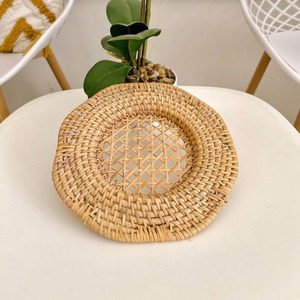 Accessoires de table à manger Assiettes en rotin classique Chargeurs de plaques en osier naturel pour restaurants - Product Image 6