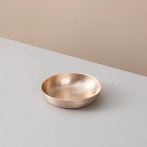 India Kansa Gold Thali Set Durable Reutilizable Sin BPA Mesa de comedor de metal para el hogar Hotel Propósito de regalo Ideal para la hospitalidad Set 6 - Product Image 6