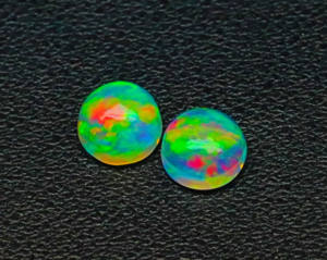 Cabochon d'opale éthiopienne naturelle Pierres précieuses Opale éthiopienne polie lisse Paire Welo Loose Round Shape Multi Fire Stones - Product Image 3