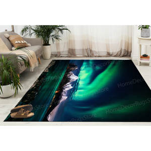 Alfombra de Lana Estampada Aurora - Elegante Diseño de Patchwork con Luces del Norte, Decoración Tradicional Ecológica para el Hogar con Base de Látex - Product Image 1