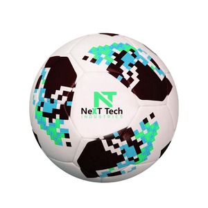 Ballon de football d'entraînement Next Tech Industries en matériau PU pour l'entraînement avec design personnalisé et logo personnalisé - Product Image 5