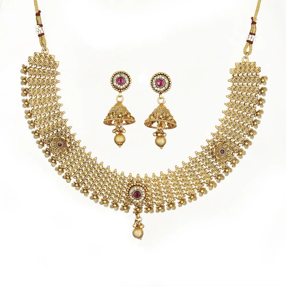 Mat Vergulde Zuid-Indiase Stijl Klassieke Antieke Ketting Set 213651 Exporteur In India