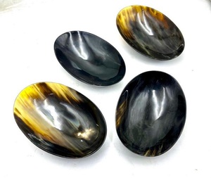 Plateau de service en corne de buffle naturelle durable au design classique, bol en corne poli avec poignée pour cadeaux, modèle - Product Image 6