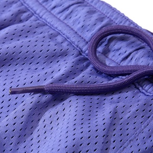 Shorts de sport en mesh pour hommes, respirants, pour la gym et l'entraînement, avec cordon de serrage à la taille, séchage rapide, fabriqués en usine - Product Image 2