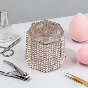 แก้วทำความสะอาดแปรงทาเล็บทรงแปดเหลี่ยมแบบพรีเมียม ประดับเพชร - Product Image 3