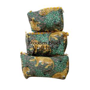 Conjunto de Bolsos Acolchados de 3 Piezas de Moda con Estampado Animal y Cierre de Cremallera para Bolsas de Cosméticos Diarias, Bolsa de Maquillaje de Viaje - Product Image 1