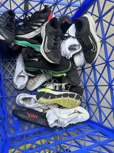 Zapatos usados de primera calidad para hombre, ropa en gran Estado - Product Image 6