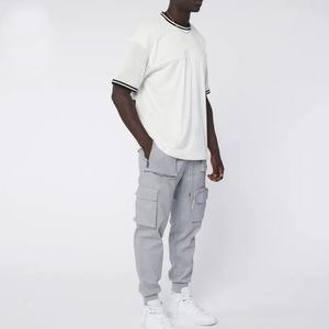 Pantalon cargo en denim délavé ample de style Y2K Hip Hop haut de gamme pour hommes avec poches - Product Image 3