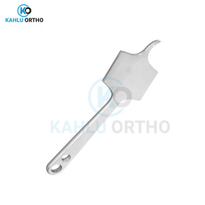 Écarteur Hohmann en acier inoxydable avec impression de logo personnalisé fabriqué à la main de bonne qualité en gros par KAHLU ORTHOPEDIC - Product Image 3