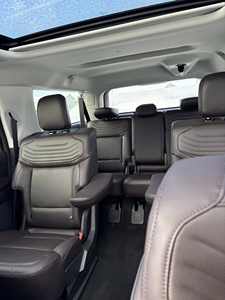 Ford Expedition Platinum MAX Usado 2025 - Product Image 4