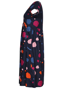 Robe Etta en coton à manches courtes pour femmes, conçue pour des tenues quotidiennes confortables avec un tissu doux et un style décontracté élégant - Product Image 5