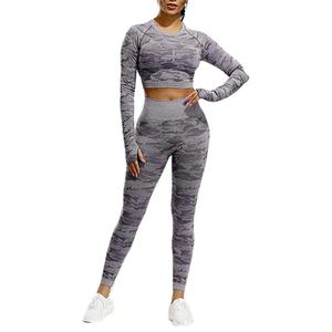 Ensemble de yoga pour femme : Leggings taille mi-haute et brassière de sport, avec logo uni sur le devant, respirant, sans couture, pour la gym et le fitness - Product Image 4