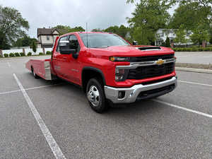 2024 C h e v r o l e t Silver ado 3500 Crew Cab LT Dura-max Dually Car Hauler - Product Image 3