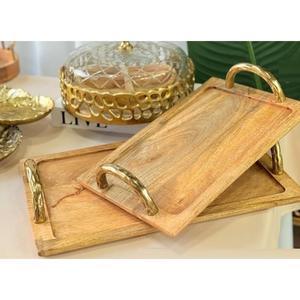 Plateau de service en bois élégant fabriqué à la main avec accent de feuille d'or Plateau décoratif rond pour hôtel ou restaurant en vente - Product Image 6