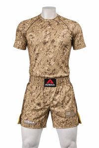 Camiseta de Manga Corta Serie Patriot - Rashguard Color Desierto y Pantalones Cortos de Lucha para MMA - Product Image 2