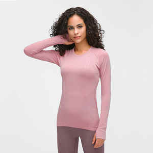 T-shirts personnalisés en coton à manches longues et col rond pour les infirmières et les médecins à usage quotidien à l'hôpital - Product Image 1