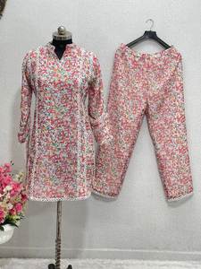 DESIGNER FÊTE WEAR LOURDE GEORGETTE IMPRESSION NUMÉRIQUE TOP-PENT - Product Image 5