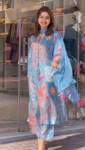 Venta al por mayor en línea Organza Salwar Kameez bordado 3mm secuencia trabajo todas las estaciones vestido indio Premium - Product Image 4