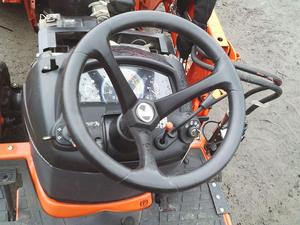 Chargeuse-pelleteuse Kubota LA340 4x4 orange à prix d'usine avec godet et bras hydraulique - Product Image 6