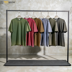 เสื้อยืดแขนสั้นผู้ชาย - Product Image 1