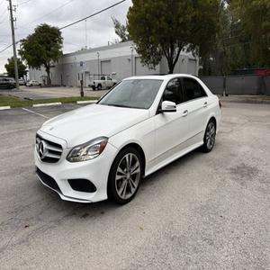 Mercedes-Benz Classe E E 350 Luxury 4MATIC d'occasion de 2014 - Product Image 1