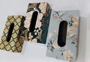 Porte-mouchoirs en bois de style Mina multi-usages pour divers cas d'utilisation. Boîte à mouchoirs en bois de créateur avec un art complexe inspiré de Mina - Product Image 3