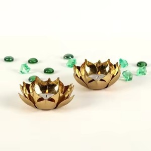 เชิงเทียนแก้วแนววินเทจแนวชนบทฐานโลหะตกแต่งบ้านในวันคริสต์มาส - Product Image 6