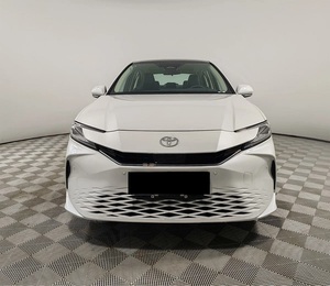 2024 T0Y0TAA Turbo Auto matic Leather R18 Aluminium Alloy Dark <b>Panoramic</b> Sunroof Sedan LED Headlights Electric Seats - Product Image 1