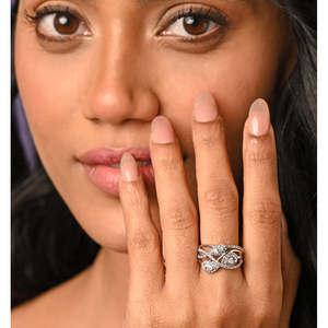 Anillo de Plata de Ley 925 de Primera Calidad para Hombre, Chapado en Rodio con Diamante Corte Pera, Joyería de Regalo - Product Image 4