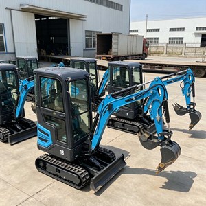 Miniexcavadora compacta de 1.2 y 1.3 toneladas, excavadora pequeña sobre orugas, para mercados no europeos como Sudamérica, ideal para construcción en granjas y jardines. - Product Image 2