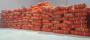 Tissu de bâche PE d'approvisionnement en gros pour les chantiers de construction ou les couvertures de cargaison et les enveloppes d'échafaudage disponibles au meilleur prix - Product Image 2