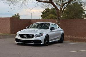 LISTO PARA ENVIAR - USADO, VOLANTE A LA IZQUIERDA |   CONDUCCIÓN DERECHA |   AMG C63 S COUPE 2019 |   17800 millas, 503 HP, motor V8 biturbo - Product Image 2