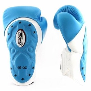 Gants de boxe en cuir de vachette de qualité supérieure, logo de marque personnalisé, bleu et blanc, sangle de poignet pour l'entraînement de Muay Thai et les sports. - Product Image 1
