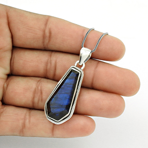 Blue <b>Labradorite</b> Coffin Shape <b>Pendant</b> 925 Sterling Silver Natural Gemstone Customized Handmade Jewelry Wholesale Price Suppliers - Product Image 4