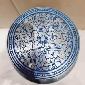 Vente en gros d'urnes commémoratives personnalisées de style américain en métal, aluminium et laiton, souvenirs de crémation pour cendres, fournitures funéraires - Product Image 5