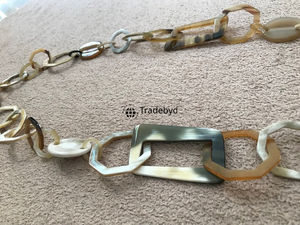 Tradebyd collier en corne naturelle bijoux faits à la main accessoire élégant pour le style de luxe - Product Image 5