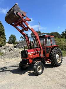 รถแทรกเตอร์การเกษตรมือสอง Massey Furguson 4wd/2wd รุ่น Mf290 Mf375 Mf385 สภาพใช้งานได้ - Product Image 1