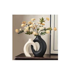 Vase à fleurs en métal fait main, pots de fleurs décoratifs en métal fabriqués à la main pour la décoration d'événements de mariage et de fête - Product Image 2