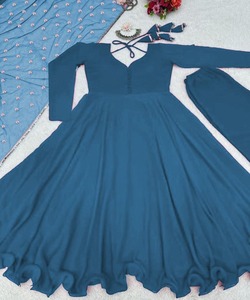 Robe de Bal Sexy avec Dupatta Party Wear Broderie Blouse Indienne Dames Femmes Lin Cousu en Gros Surat Readymade Prix Bas - Product Image 2