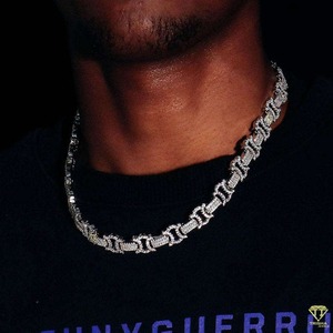 Excelente calidad Moissanite Diamond Bling Jewelry 925 Cadena de eslabones cubanos de plata esterlina para uso en ocasiones especiales - Product Image 2