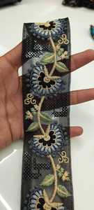 Elegante exclusivo encaje floral bordado Abaya modesto desgaste Hijab bufanda para novia tela ecológica para regalos - Product Image 5