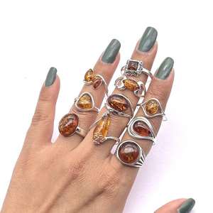 Anillo de ámbar báltico, anillo de diseñador hecho a mano con piedras preciosas naturales de Plata de Ley 925, regalo perfecto para Navidad - Product Image 1