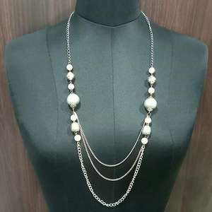 Collar llamativo Urthn 1109609B Cuentas de perlas elegantes para mujer - Product Image 1