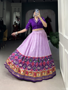 ชุด Co-Ord ที่สวยงามพร้อมพิมพ์ bandhej และ patola ด้วยงานฟอยล์ - Product Image 6